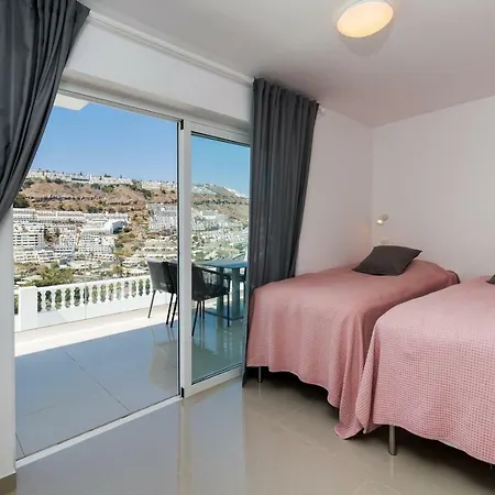 Soothing Sea Apartment